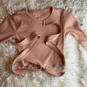 Hollister Cross Long Sleeve